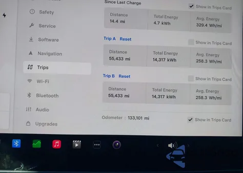 2018 Tesla Model 3 Long Range/Mid Range из США, поврежденный, VIN 5YJ3E1EA6JF038731